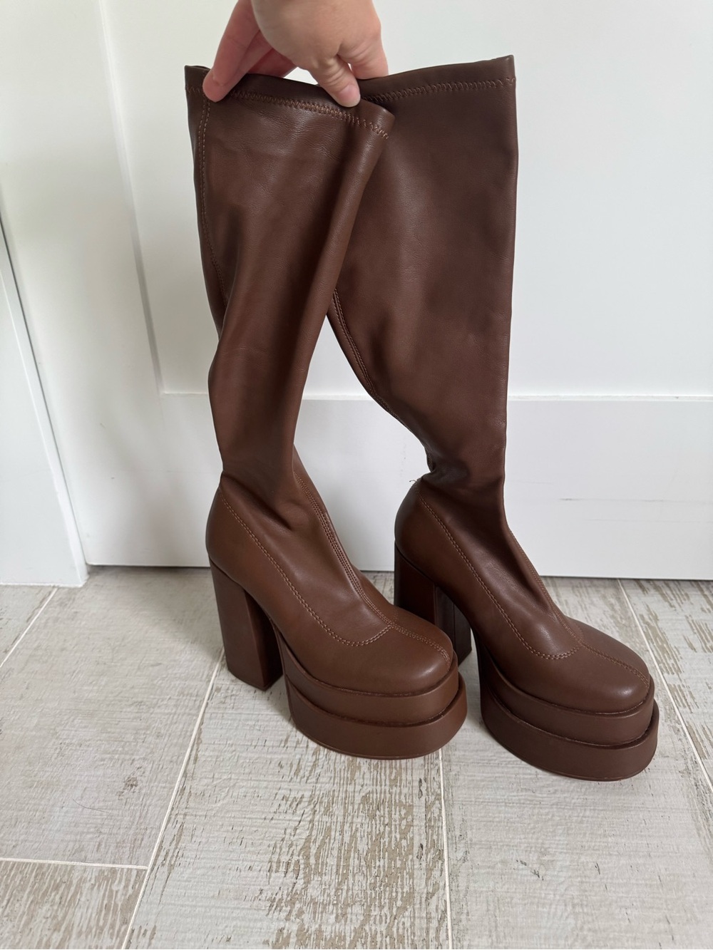 Steve Madden Cypress Brown Platform Boots